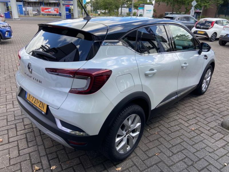 Renault Captur K 721 ZN 04